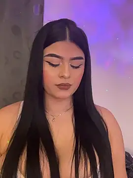 Snapshot of Kariina__69 chatting on June 2026 01:43:01 PM Kariina 69 online show from June 2026 01:43:01 PM
