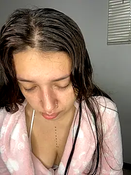 Mia  Gray online show from October 2025 03:24:02 PM