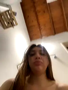 Mia  Gray online show from November 2025 06:09:02 PM