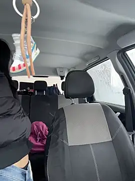 MeekyRich online show from November 2025 03:08:02 AM