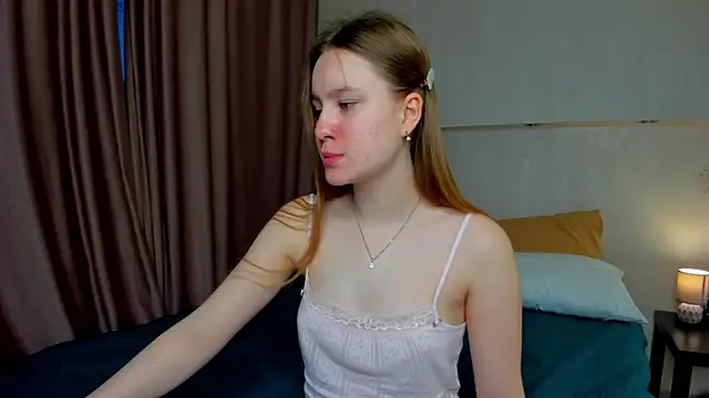 Candy Cansew online show from September 2025 12:03:02 AM