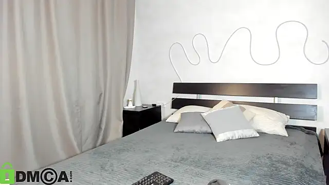 Candy Cansew online show from November 2025 01:06:02 AM