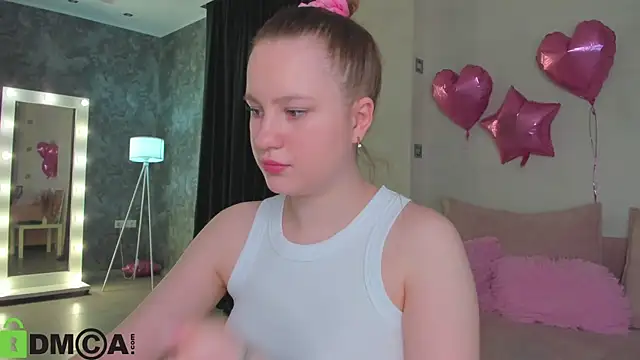 Snapshot of Candy_Cansew chatting on May 2026 01:13:01 AM Candy Cansew online show from May 2026 01:13:01 AM