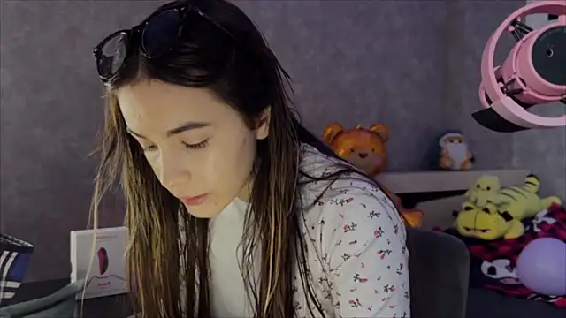 CupSizeGirl online show from February 2026 03:24:02 AM