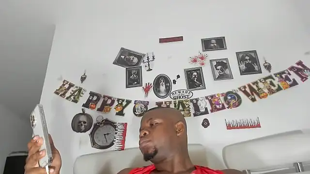 feliipehot online show from October 2025 01:50:02 PM