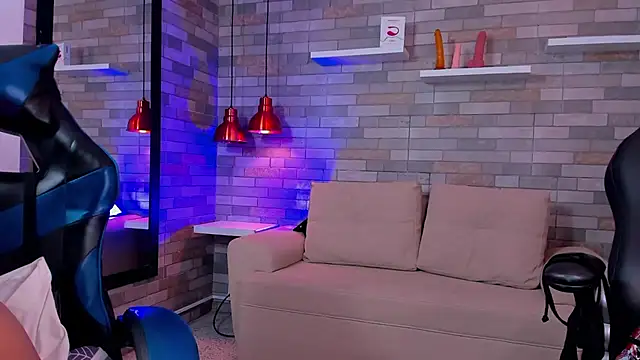 DixyPalmer online show from October 2025 08:02:02 AM