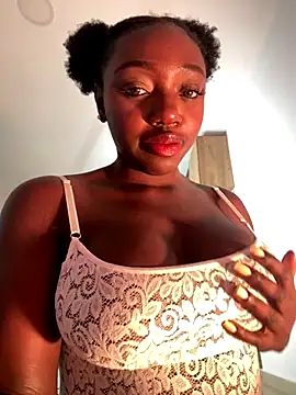 alissradiante1 online show from November 2025 01:59:01 AM