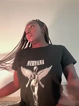 alissradiante1 online show from February 2026 03:36:01 AM