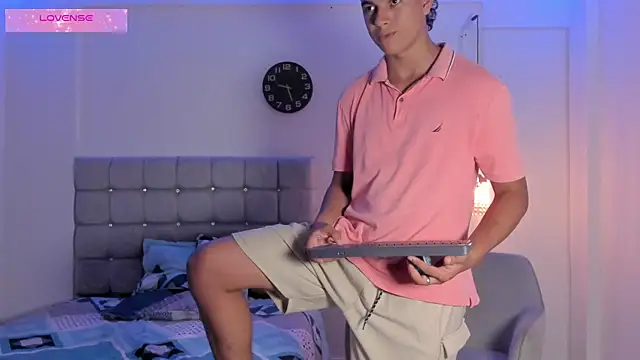 Santy Stump online show from September 2025 10:13:01 PM