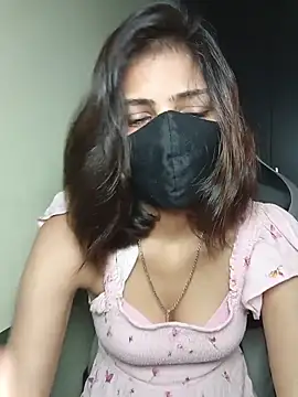 Isha Sax online show from November 2025 07:06:02 AM