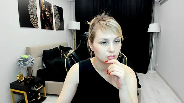 Snapshot of LindaSandy_1 chatting on March 2026 07:38:01 AM LindaSandy 1 online show from March 2026 07:38:01 AM