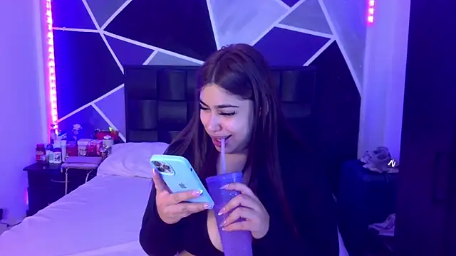 jazminslut online show from March 2026 05:45:01 AM