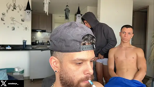 zoneboys online show from October 2025 08:36:02 PM