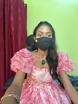 Snapshot of Riya_R24 chatting on July 2026 01:40:02 PM Riya R24 online show from July 2026 01:40:02 PM