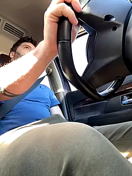 uto857 online show from November 2025 01:32:02 PM