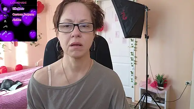 Ronda Roni online show from February 2026 06:42:01 AM