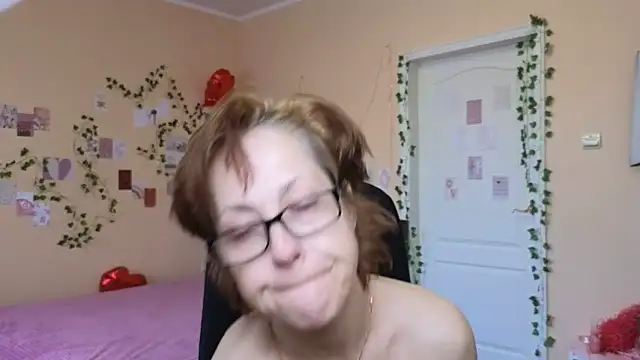 Ronda Roni online show from April 2026 11:25:01 AM