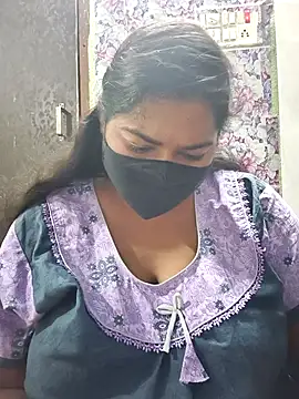 Liyaa 24 online show from March 2026 04:44:01 PM