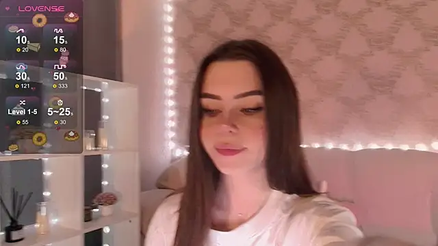 HolyMiax online show from November 2025 03:15:01 AM