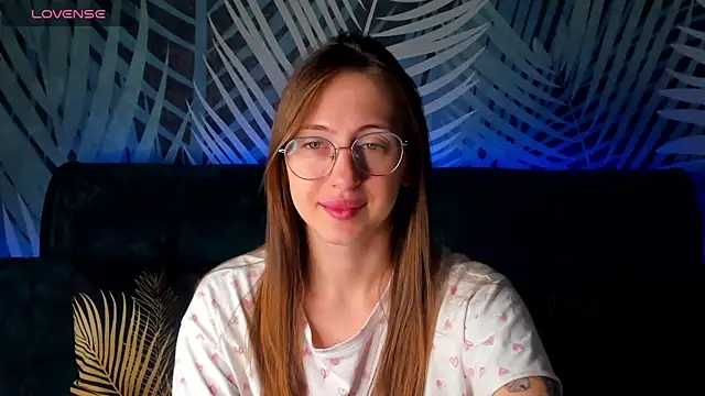 ChristyCrayme online show from October 2025 11:37:02 PM