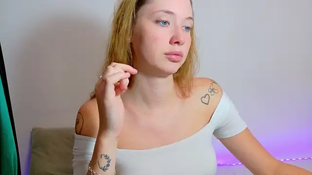 Ivanna  Rose online show from July 2026 04:25:02 PM