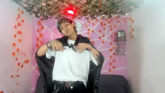 Bastian boyshot77 online show from October 2025 02:38:01 PM