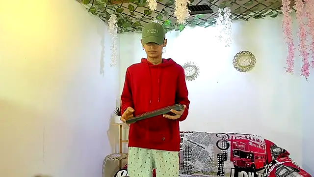 Bastian boyshot77 online show from February 2026 01:23:01 PM