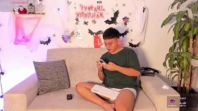 Young Ben online show from October 2025 11:54:02 PM