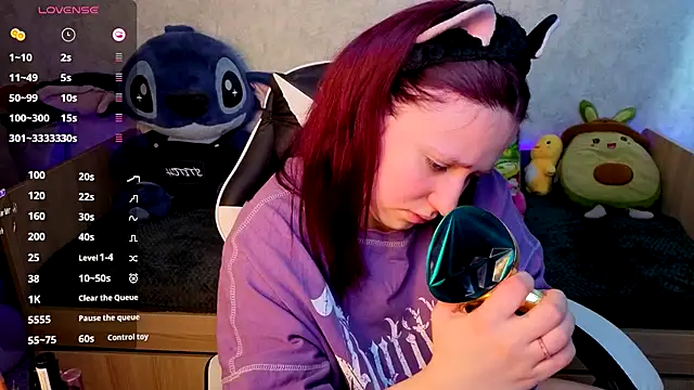 Snapshot of Mini_Lady1 chatting on November 2025 04:15:02 AM Mini Lady1 online show from November 2025 04:15:02 AM