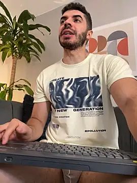 AxelThompson  online show from November 2025 12:08:02 PM