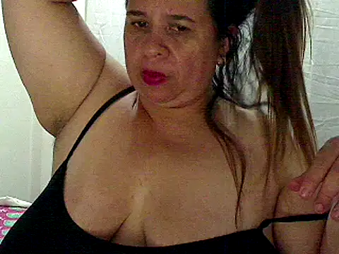 luciana69hot online show from January 2025 01:22:02 AM