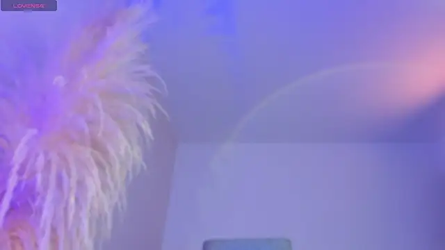 liiamluna  online show from November 2025 09:09:01 AM