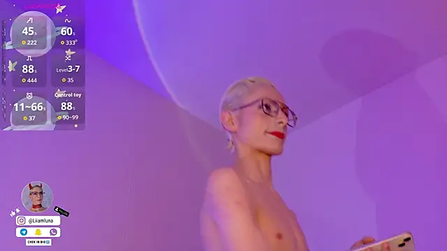 liiamluna  online show from May 2026 11:07:02 AM