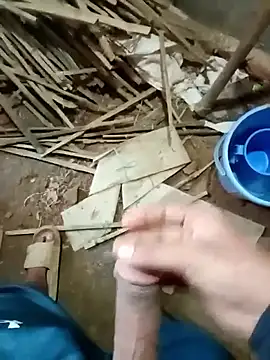 Snapshot of zim200 chatting on November 2025 06:35:01 AM zim200 online show from November 2025 06:35:01 AM