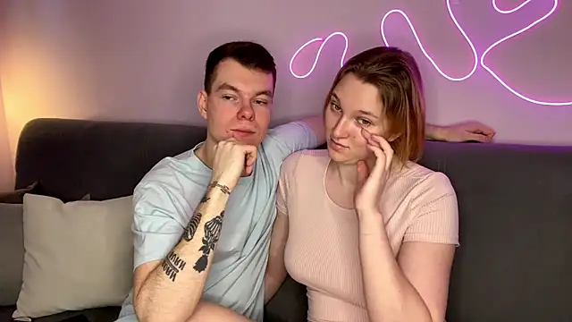 julielourens online show from November 2025 08:13:02 AM