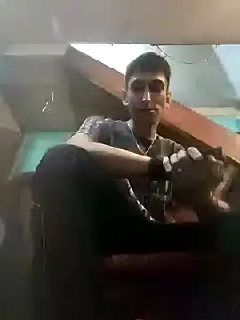 Raspinxx online show from March 2026 04:38:01 AM