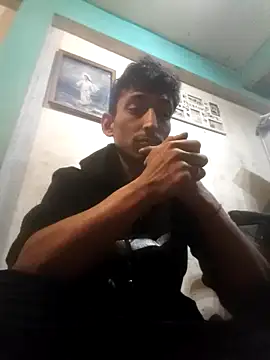 Raspinxx online show from March 2026 01:11:02 AM