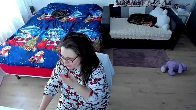 Snapshot of Squirt_Kimm chatting on December 2025 09:40:02 AM Squirt Kimm online show from December 2025 09:40:02 AM