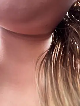 sara calderon online show from October 2025 01:18:02 PM