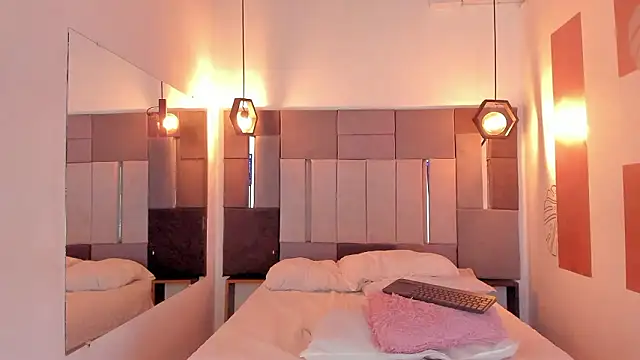 FreyrStone online show from February 2026 06:40:02 AM