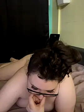 Snapshot of HaleyAyush chatting on October 2025 05:11:02 PM HaleyAyush online show from October 2025 05:11:02 PM