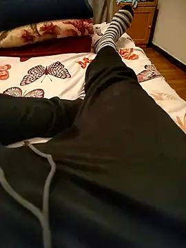 Snapshot of kulliguy chatting on September 2025 08:09:01 PM kulliguy online show from September 2025 08:09:01 PM