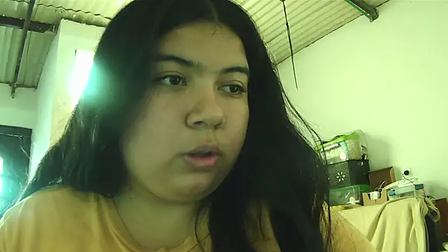 Snapshot of sultana_mihrima chatting on June 2026 06:21:02 PM sultana mihrima online show from June 2026 06:21:02 PM