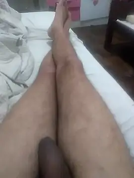 GuilhermeYuree online show from October 2025 04:26:01 AM