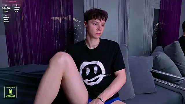 Snapshot of AnthonyHall chatting on September 2025 10:30:02 AM AnthonyHall online show from September 2025 10:30:02 AM