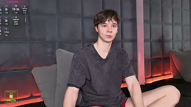 Snapshot of AnthonyHall chatting on November 2025 04:34:01 AM AnthonyHall online show from November 2025 04:34:01 AM