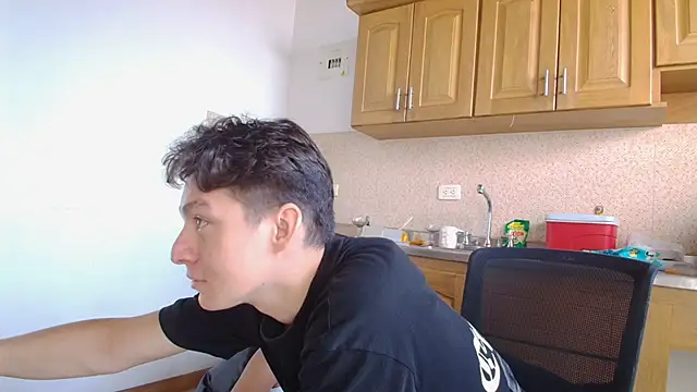 Snapshot of Aria_Arthur chatting on October 2025 12:27:01 PM Aria Arthur online show from October 2025 12:27:01 PM