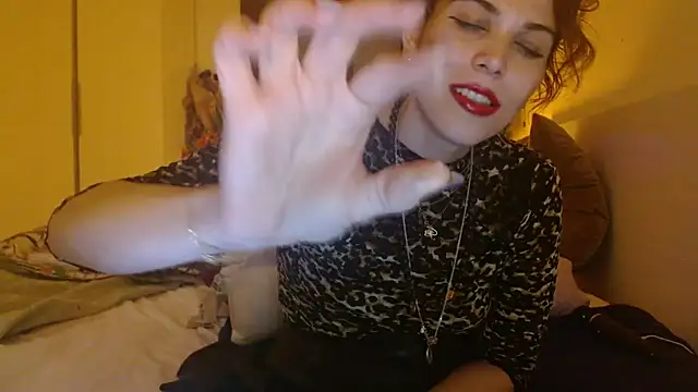 refem9 online show from November 2025 05:34:01 PM