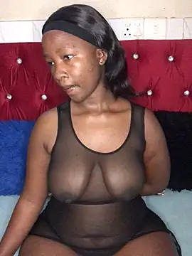 Snapshot of MissREAHx chatting on October 2025 05:44:02 PM MissREAHx online show from October 2025 05:44:02 PM
