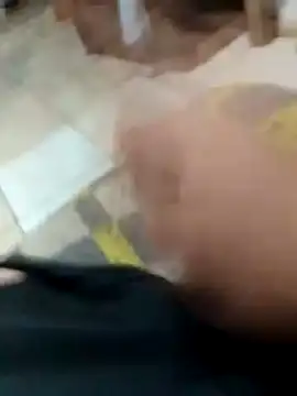 Snapshot of luca12z chatting on October 2025 11:05:02 PM luca12z online show from October 2025 11:05:02 PM